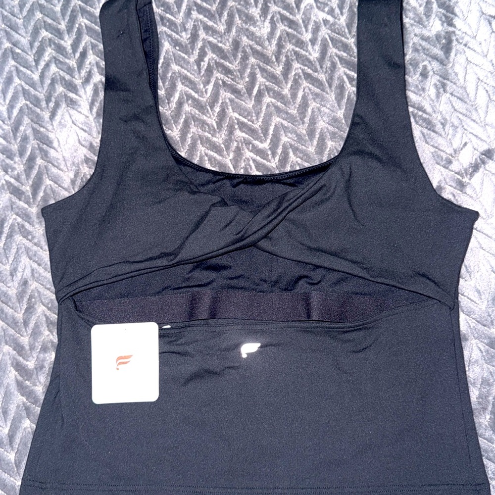 twist in back bra tank.